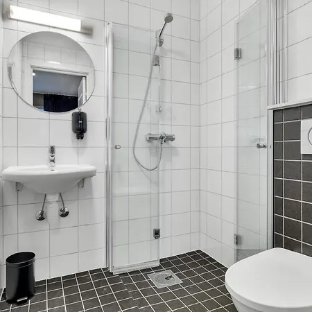 Hybler Med Felles Kjokken, Midt I Sentrum شقة فندقية *