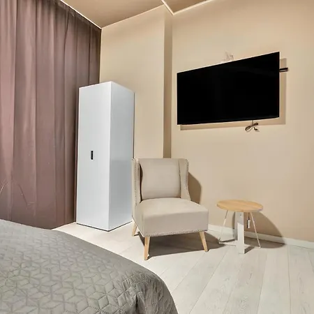 Hybler Med Felles Kjokken, Midt I Sentrum شقة فندقية *