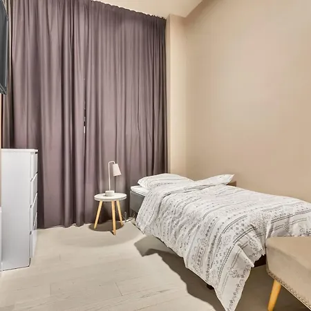 شقة فندقية Hybler Med Felles Kjokken, Midt I Sentrum *
